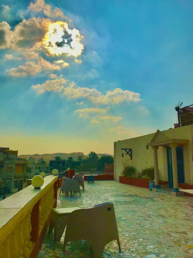 ホテル Carpet Alaadein Pyramids View Kafret el-Gabal エクステリア 写真